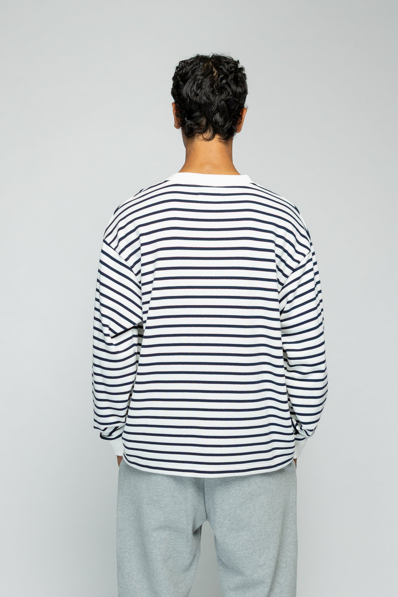 Crew Longsleeve Sweater - Striped Navy/White